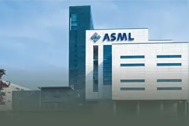 光刻机巨头 ASML 给中国开绿灯？DUV进口无需美国授权许可，EUV仍受限图片
