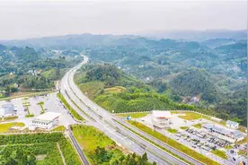 南川至两江新区高速公路通车图片