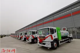 新一代“城市守护者”！银隆纯电动市政环卫车在洛阳下线交付图片