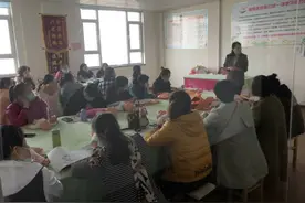 学习新技能、拓宽就业路，青岛西海岸新区珠海街道持续开展就业技能培训图片