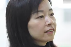 给留守儿童筑一个家：她既是校长，也是妈妈视频封面