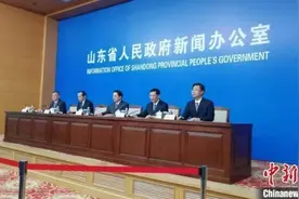 不分国籍、不分地域！60岁以上老年人在山东可免费乘公交图片