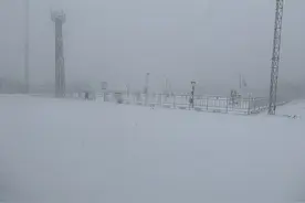 官宣！郑州今冬初雪正式登场，晚上道路可能结冰图片