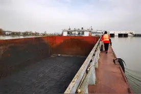 95后高静静，提前过上了老年生活图片