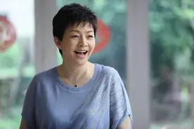 宋丹丹自曝与老公认识28天后闪婚：他太帅了图片