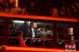 我们为何戒不掉“手机依赖”？图片