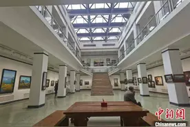 300余幅朝鲜一线画家油画作品山西展出图片