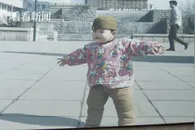 32年拍近万张照片 暖爸用相机记录女儿成长图片