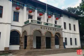 探访名人故居 来鼓楼沐浴春光图片