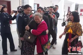 四川内江：一段10公里“回家路”亲生女儿走了37年图片