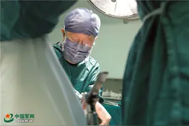 追忆人民军医吴孟超：肝胆相照济苍生图片