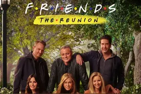 《老友记》绝了，她们的这7套穿搭现在完全可以照搬图片