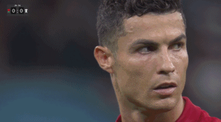 C罗以4球登顶本届欧洲杯射手榜，小组赛场场破门图片