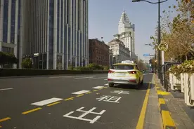 扫一扫二维码，您叫的出租车就来了！无需输入目的地图片