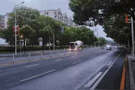 长沙一隅｜清晨6点的赶车人，在这里按下生活播放键图片