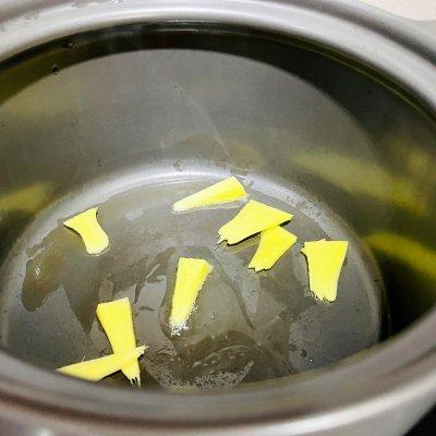 花胶炖鸡放点什么好 2026年花胶炖鸡放点什么好吃又营养