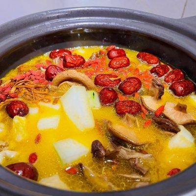 花胶用什么煮鸡 2026年花胶用什么煮鸡好吃