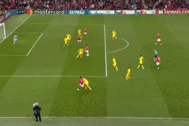 C罗头球助曼联3-2逆转，两里程碑近在咫尺，索帅回击质疑者图片