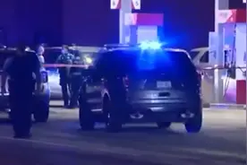 美国一警察执行任务时开枪误伤两名同事视频封面