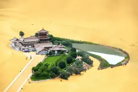 这座宁静的西北戈壁城，一定抽空自驾去看看，不然可能会后悔图片