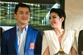 2段失败婚姻负债7000万，黄奕“咱家底厚”的底气来自哪？图片