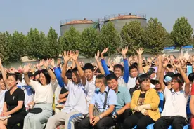 感恩•励志｜“不要让爱你的人失望”大型演讲会圆满成功图片