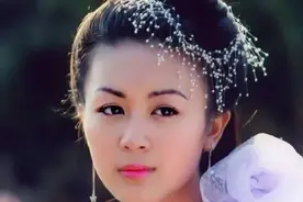 她是一位美丽的女孩，受尽人间磨难，却依旧善良，知恩图报图片