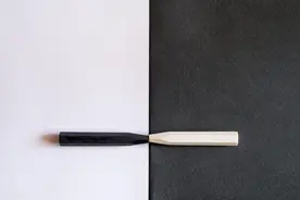 晚上看不清是夜盲吗？图片