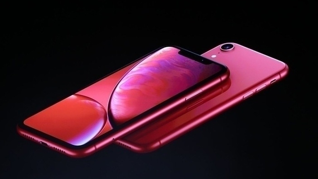 价格仅相差300元：iPhone XR与iPhone 8 Plus相比，谁更香？