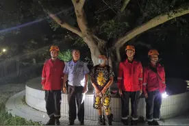 独自一人爬山，迷路了该怎么办?图片