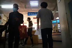 肛瘘术后恢复日记，第40天，屁股又被医生无情的掰开了……图片