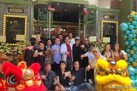 同样是明星餐饮店，为何陈小春的面馆颇受好评？面端上来就明白了图片