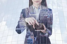 小说：偷梁换柱古法美颜面膜，蟑螂奇兵出，美女害人不成惹众怒图片