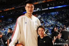 姚明除了身高一无是处？有哪些球员比姚明高，在NBA成就如何？图片