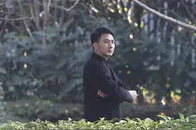 那年杏花微雨，错付的不仅只是甄嬛，还有她图片