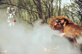 小说：小乞丐走进孙家，大黄狗叼木板，木板居然进入了他的身体··图片
