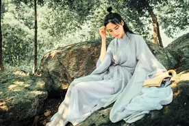 小说：前往火焰峡谷，小伙身怀一个耐热神通，冲进去行走自如图片
