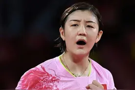 球拍项链和翡翠佛公，一起看看奥运冠军们都戴什么样的首饰图片