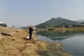 遇上这3种钓鱼人要远离，因为他钓不着鱼的时候会连累到你图片