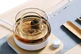 获德国红点奖的高颜值煮茶器，三合一设计，茶水分离、煮倒一体！图片