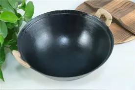 小米有品上新古法铸铁锅，无涂层使用更安心，还能勾起童年回忆图片