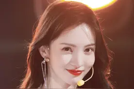 “鲜肉收割机”金晨的上位史，和她背后的6个男人图片