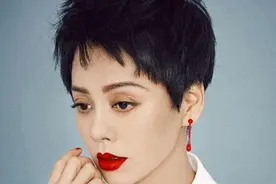 作为演员的宁静，还有另一层身份，每月都有固定收入图片