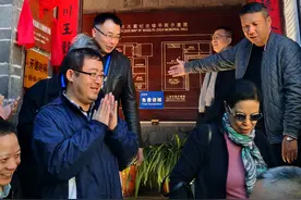 退休后每天写万字小说，吉尼斯错过了王丕震图片