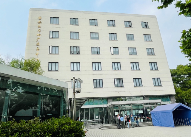 太方便！房屋买卖转移登记“立等可取”