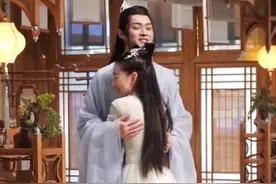 《千古玦尘》终于营业，结婚路透来袭，许凯一袭红衣惹人心动图片