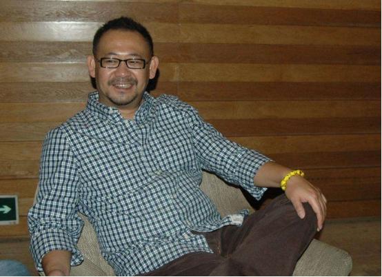 娱乐圈的模范夫妻,16岁一见钟情,相恋9年结婚,至今恩爱如初(姜武的