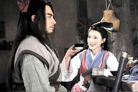 《天龙》中，萧峰掌力有多猛？书中早有暗示，不敌武松三拳头图片