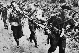 壮族民兵连长，越南作战16昼夜，抢运60余伤员，立一等功图片