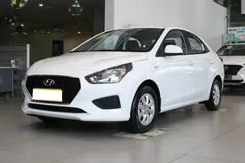 最实在的家用轿车！合资品质，油耗5.6L，现代瑞纳仅4.99w起售图片